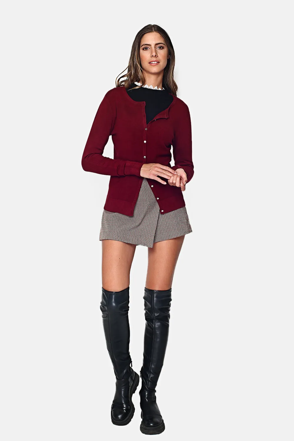Long-sleeved buttoned V-neck cardigan