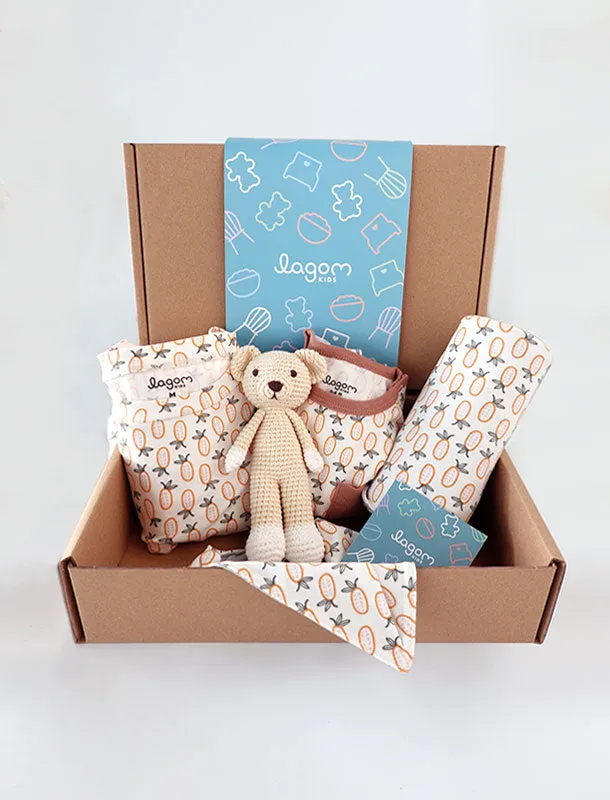 Mama Me Pineapple Twinning Baby Boy Gift Set