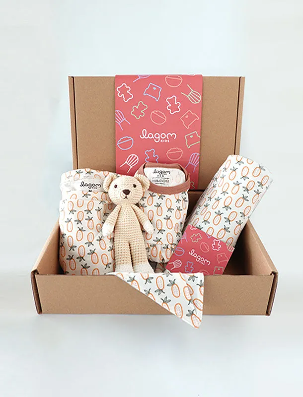 Mama Me Pineapple Twinning Baby Girl Gift Set