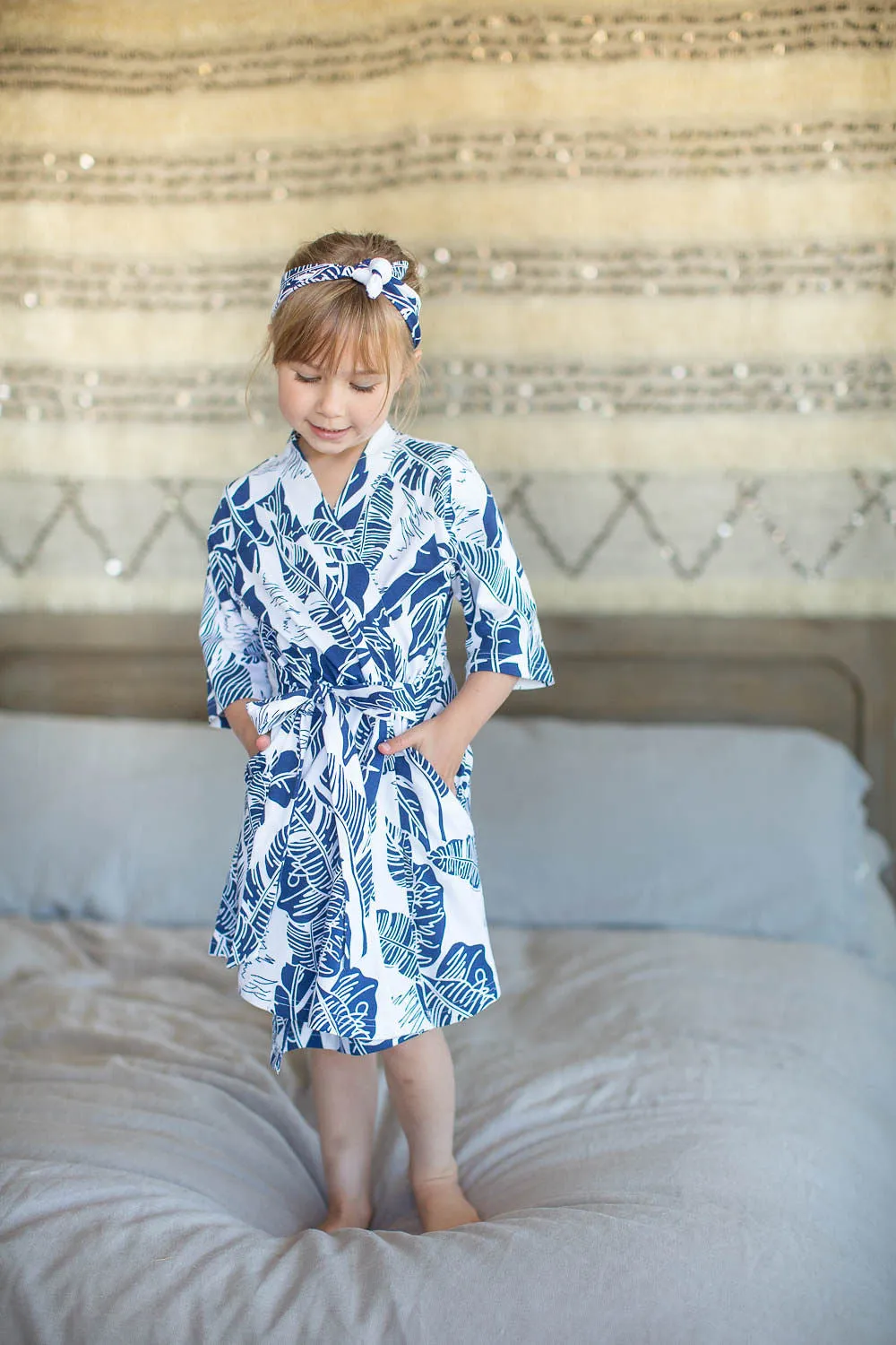 Serra Big Sister Robe (2T, 3T, 4T only)