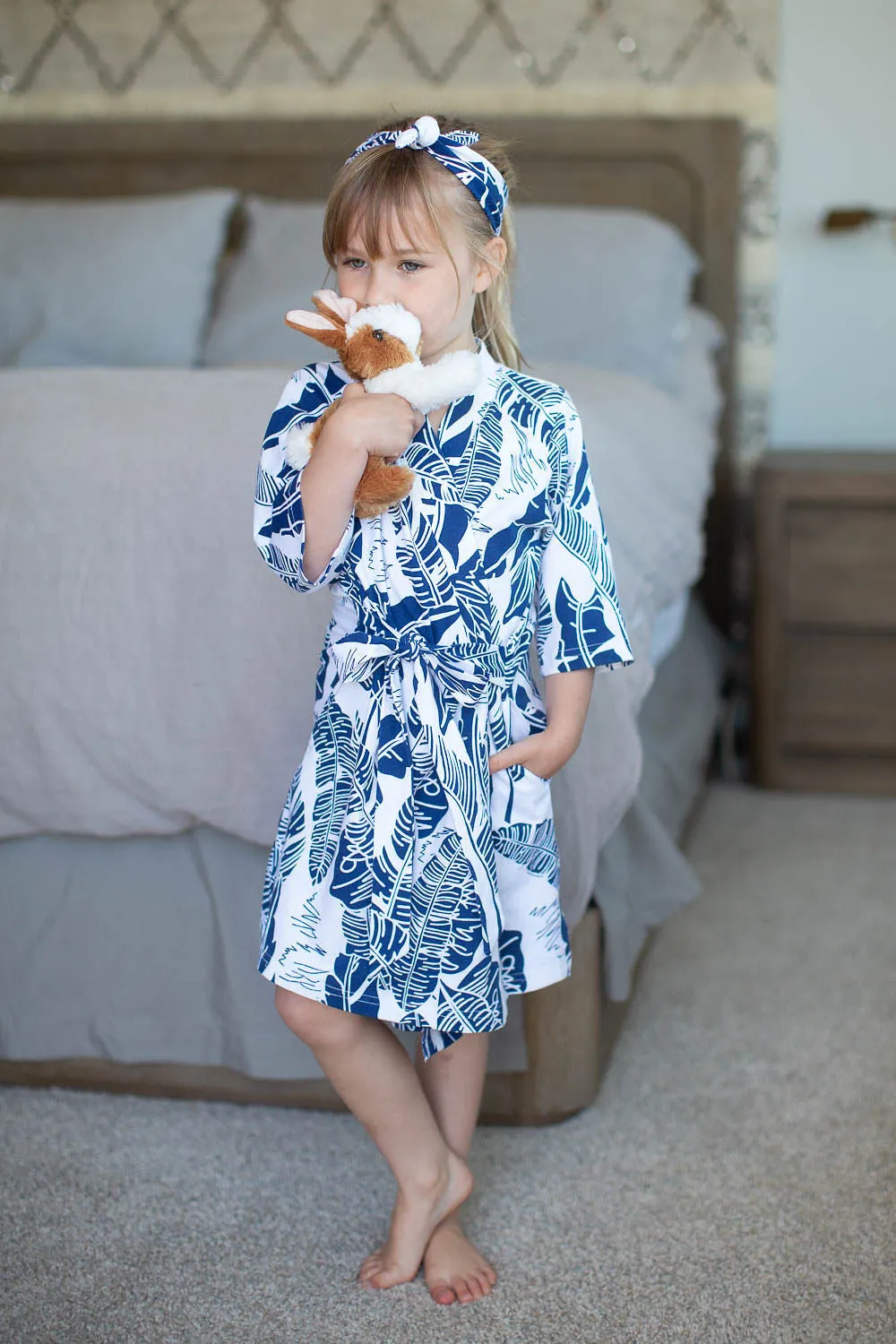 Serra Big Sister Robe (2T, 3T, 4T only)